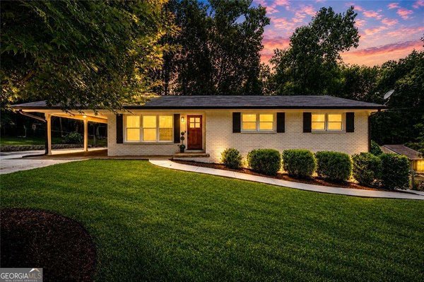 596 Cane Creek Valley Road, Dahlonega