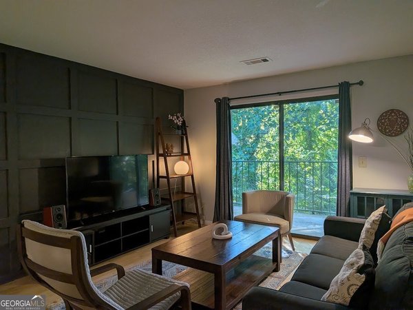 Lenox Green