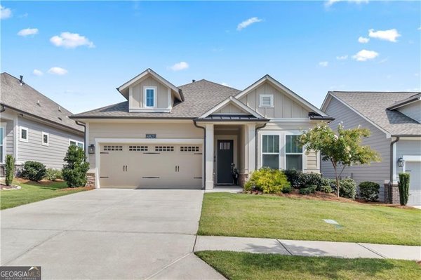 6829 Bungalow Road, Flowery Branch