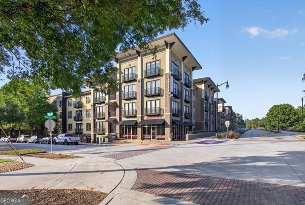Lofts at 5300