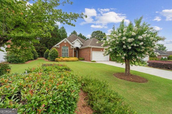 112 Bristol Place Calhoun