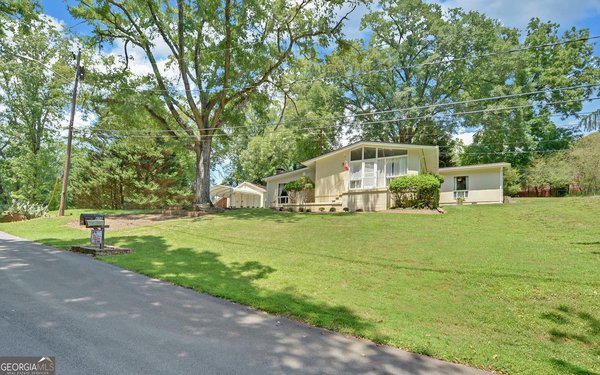 1858 Pinecrest Road, Gainesville