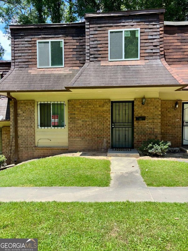 Peyton Place Townhomes