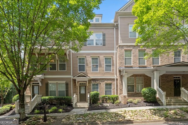 4356 Grove Field Court, Suwanee