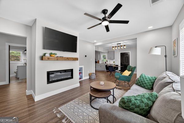 1133 Cascade Road, Atlanta