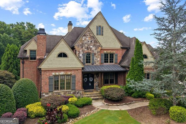 2750 Drayton Hall Drive, Buford