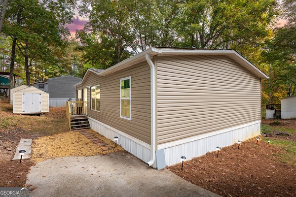 2390 Fairburn Road Douglasville