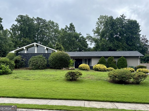 746 Hillwood Drive, Marietta