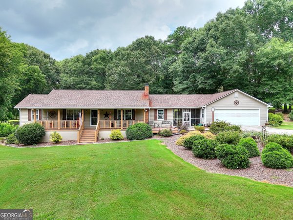 3079 Meadow Trail, Loganville