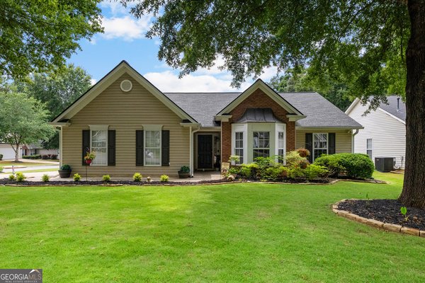 148 Lake Cove Approach Newnan