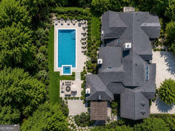 366 Blackland Road, Atlanta