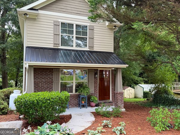 336 Wood Street Cornelia