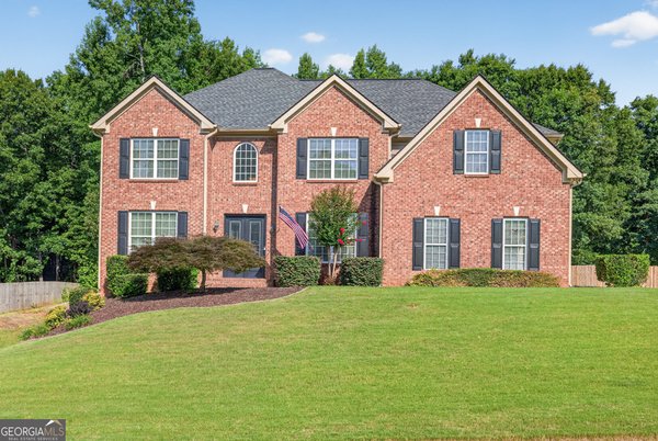 202 Prestwick Drive, Hoschton