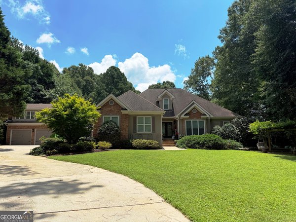 20 Clubview Court Newnan