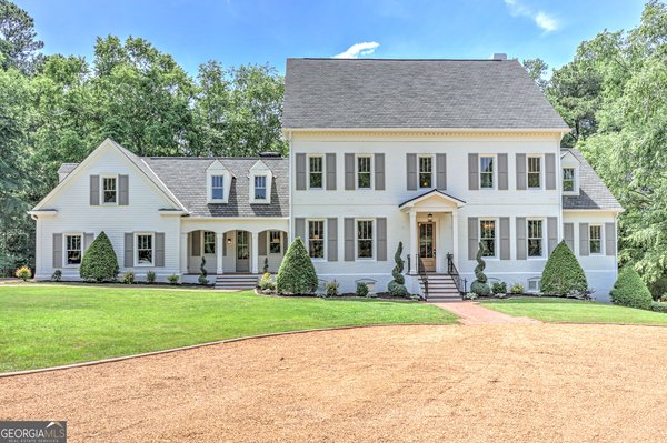 1811 Murdock Road, Marietta