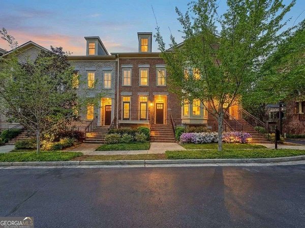 302 Riversgate Drive, Atlanta