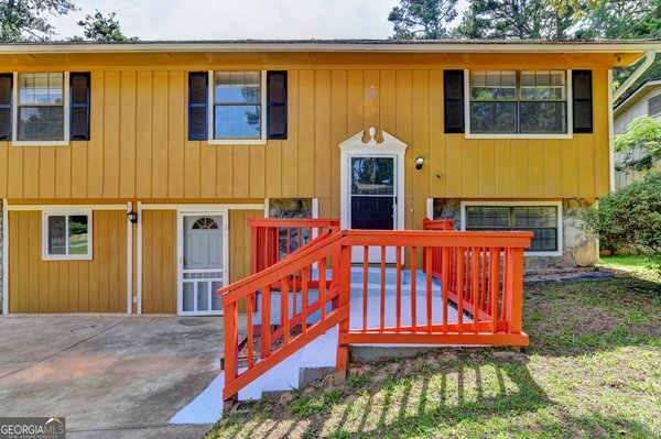 2484 Rhoanoke Drive Duluth