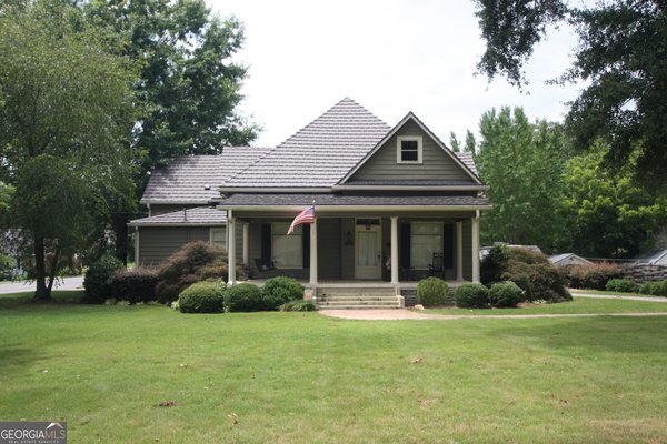 223 Bluff Street, Rockmart