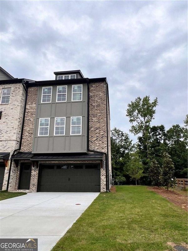 1345 Sydney Oaks Drive, Cumming