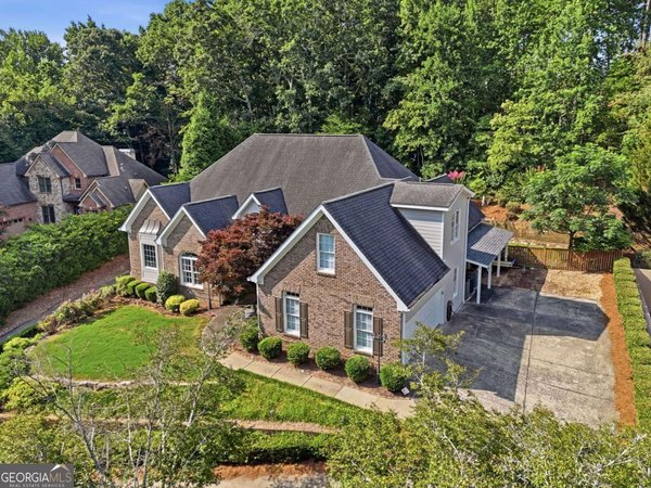 main picture of 2723 Clearwater Springs Road, Buford