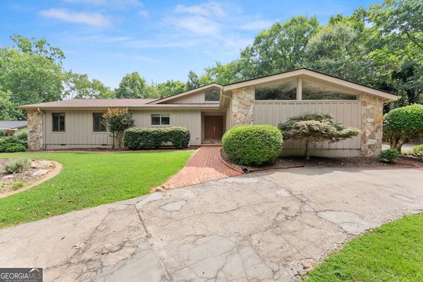 5672 High Harbor Court, Gainesville