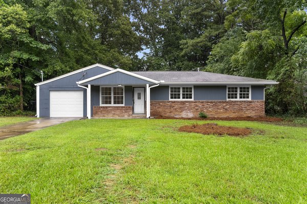 5270 Longmeadow Lane, South Fulton