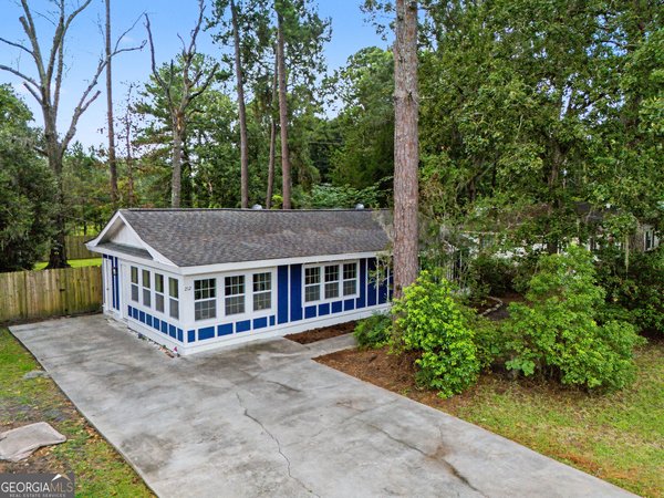 212 Chatham Villa Drive Garden City