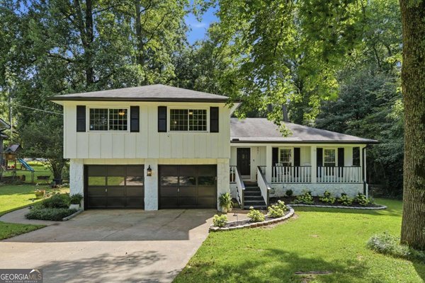 451 Little John Drive, Lilburn