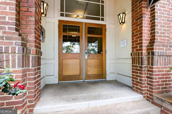 600 College Street, Atlanta
