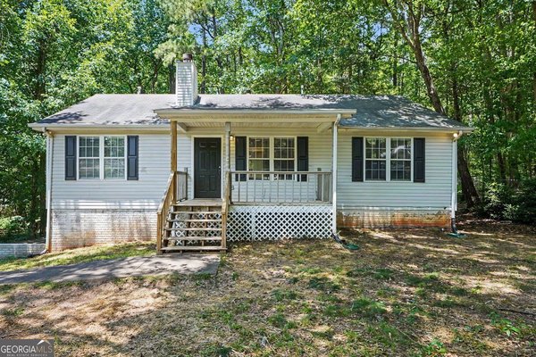240 Spring Circle Senoia