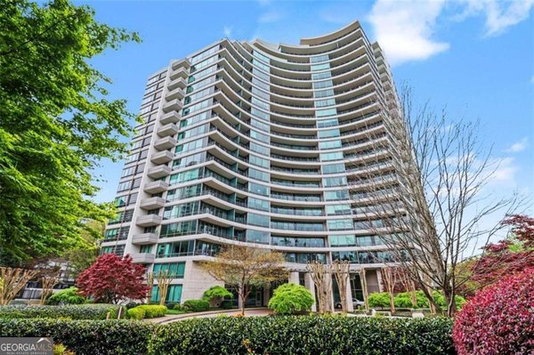 700 Park Regency Place, Atlanta