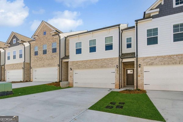 184 Flier Drive, Mcdonough