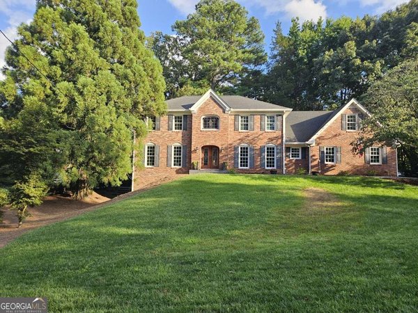 2303 Fenhurst Place, Atlanta