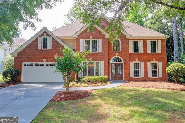 main picture of 315 Willow Crescent Way, Johns Creek