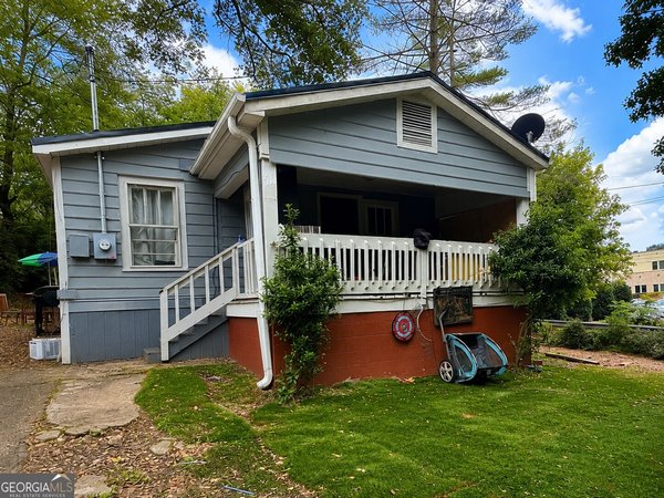 41 Daisy Circle Canton