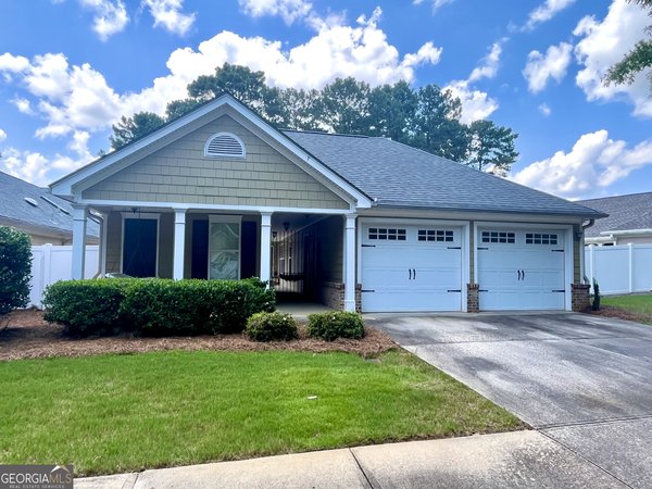 120 Cottage Club Dr, Locust Grove