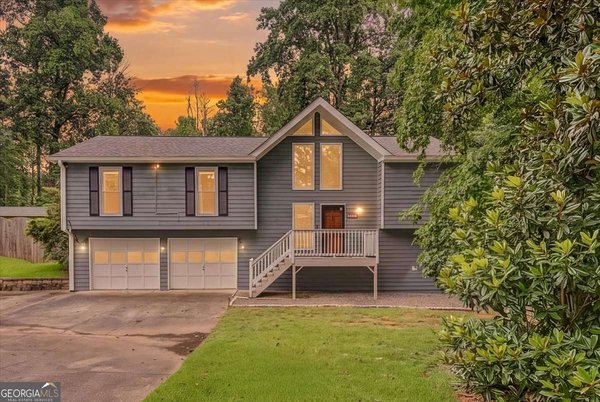 1046 Washington Avenue Woodstock