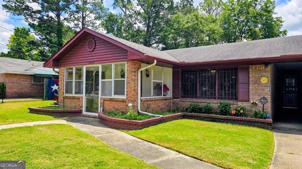 2854 Luckie Street Columbus