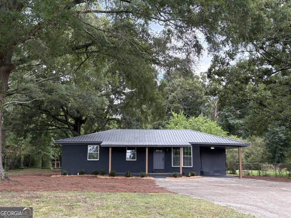 1079 fariview Road, Calhoun