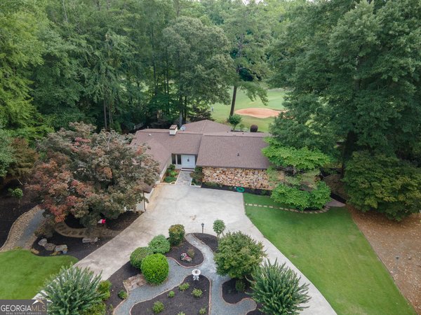 512 Golfview Drive Peachtree City