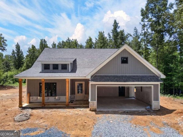 457 Relay Road, Silver Creek