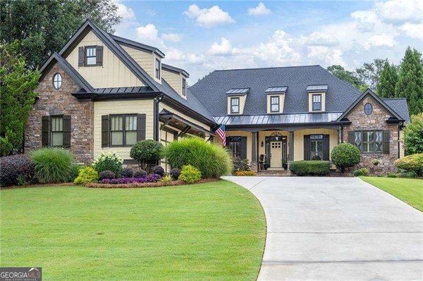 154 Gold Leaf Trail, Powder Springs