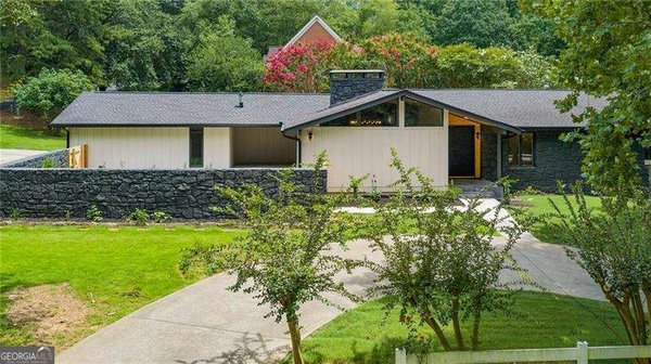5435 High Point Road Sandy Springs