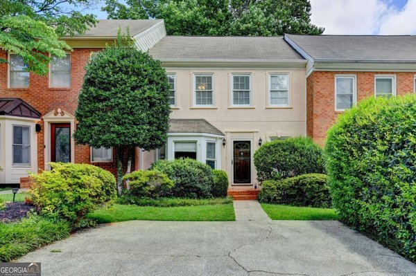 1407 Old Virginia Court Marietta