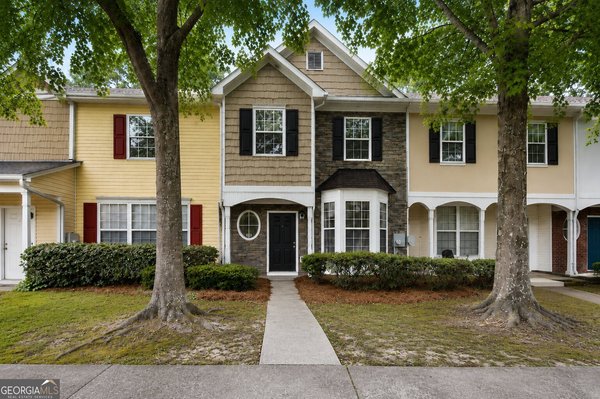 6114 Camden Forrest Drive Riverdale