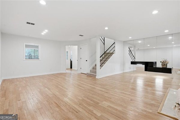 512 Mcgill Place Atlanta