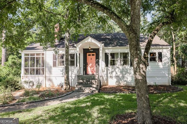 1686 Milledge Avenue Athens