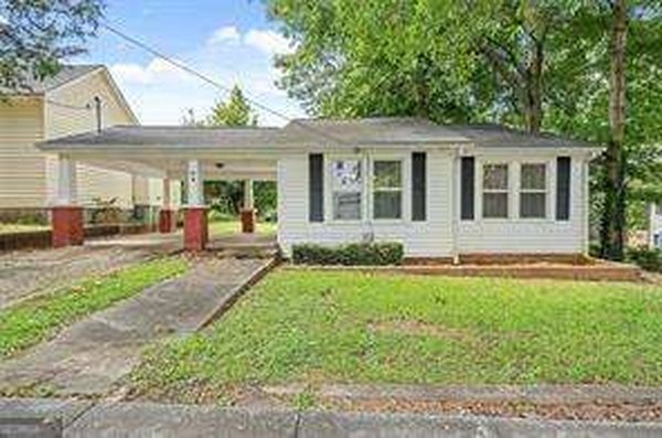 76 Mill St, Tallapoosa