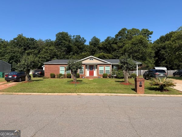 319 Brighton Drive, Byron