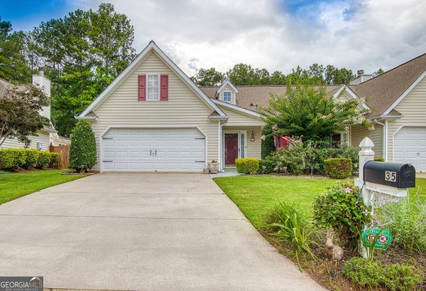 35 Courtyard Lane Newnan